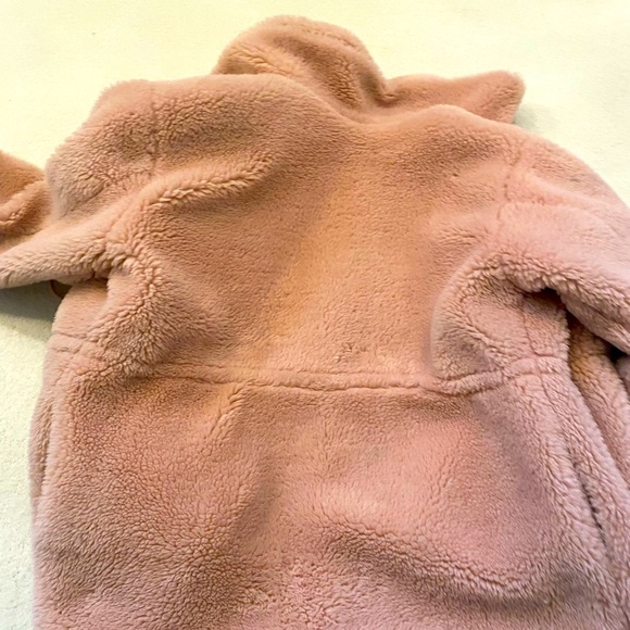 Forever 21 Oversized pink teddy bear coat with drawstrings, size medium. - Picture 4 of 4